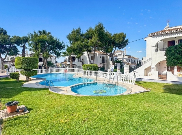 Resale - Townhouse - Torrevieja - Torrevieja Centro