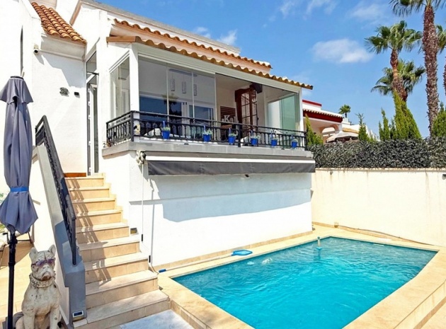 Wiederverkauf - Villa - Orihuela - Villamartin