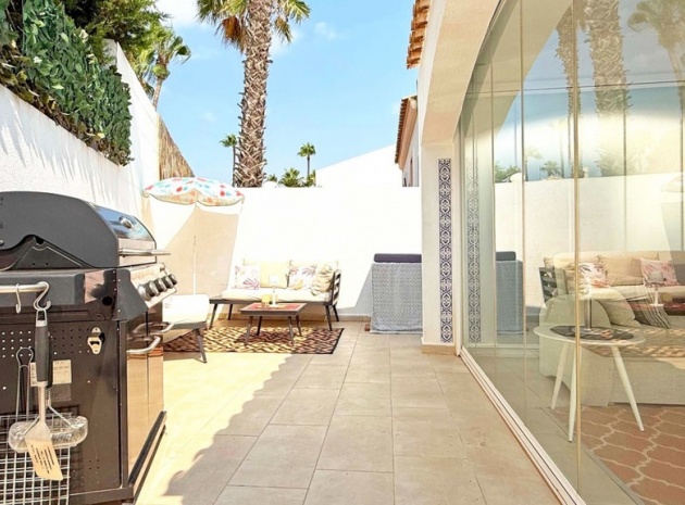 Wiederverkauf - Villa - Orihuela - Villamartin