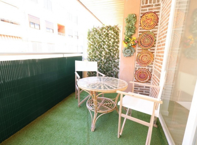 Wiederverkauf - Wohnung - Torrevieja - Torrevieja Centro