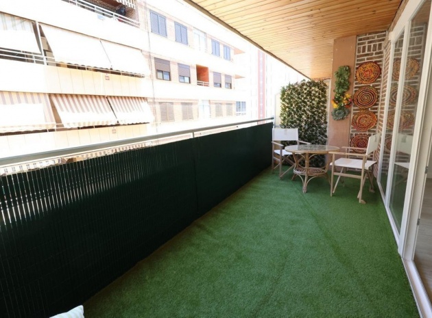 Wiederverkauf - Wohnung - Torrevieja - Torrevieja Centro