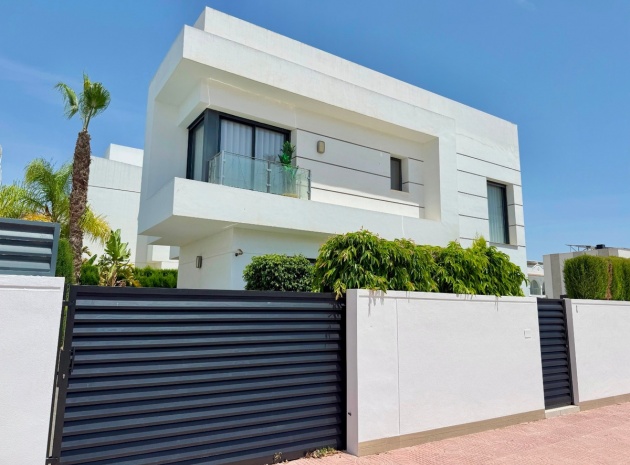 Återförsäljning - Villa - Rojales - Ciudad Quesada