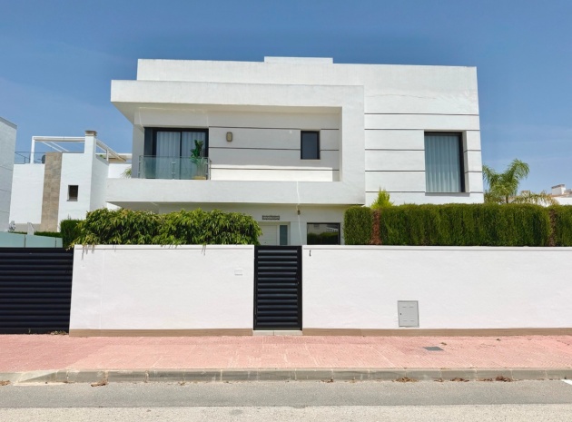 Återförsäljning - Villa - Rojales - Ciudad Quesada
