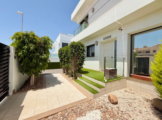 Återförsäljning - Villa - Rojales - Ciudad Quesada