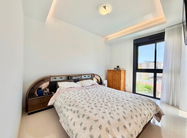 Återförsäljning - Villa - Rojales - Ciudad Quesada