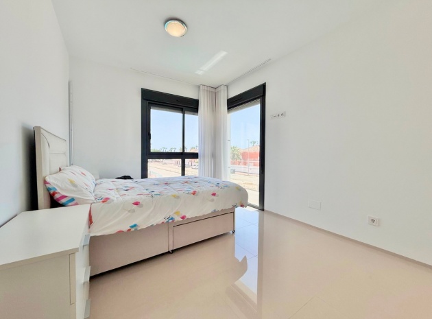 Återförsäljning - Villa - Rojales - Ciudad Quesada