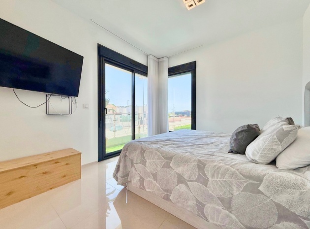 Återförsäljning - Villa - Rojales - Ciudad Quesada
