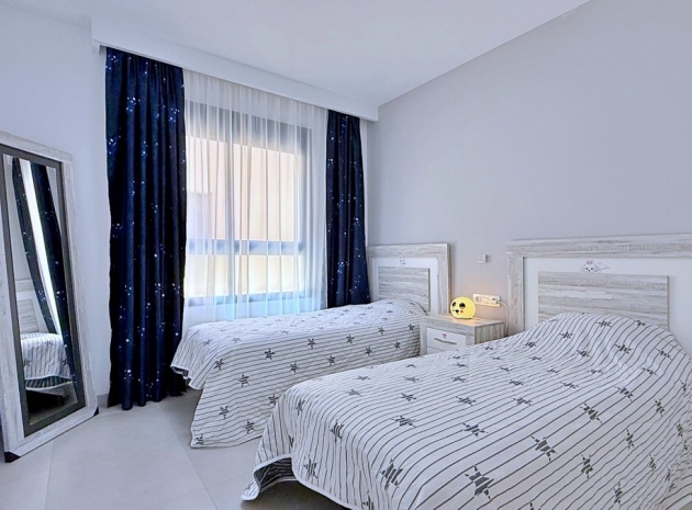 Wiederverkauf - Wohnung - Pilar de la Horadada - Torre De La Horadada