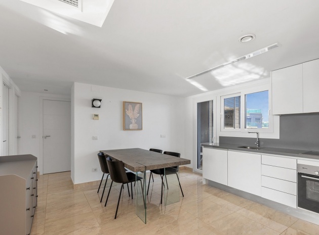 Återförsäljning - Lägenhet - Orihuela - Punta Prima