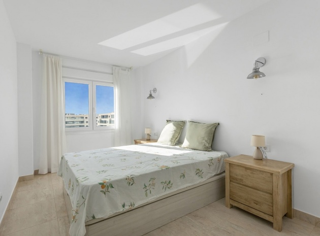 Återförsäljning - Lägenhet - Orihuela - Punta Prima