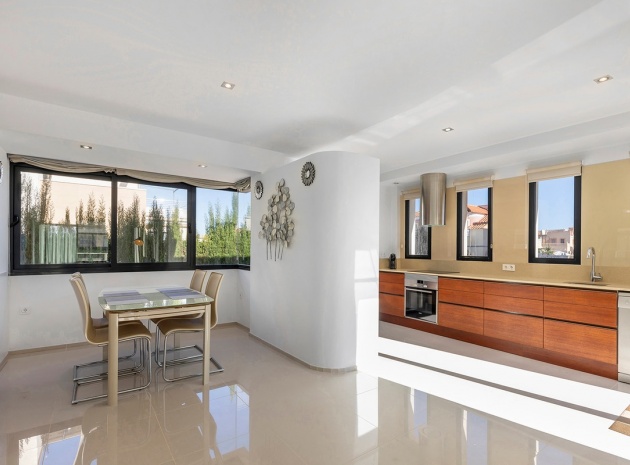 Återförsäljning - Villa - Orihuela - La Zenia
