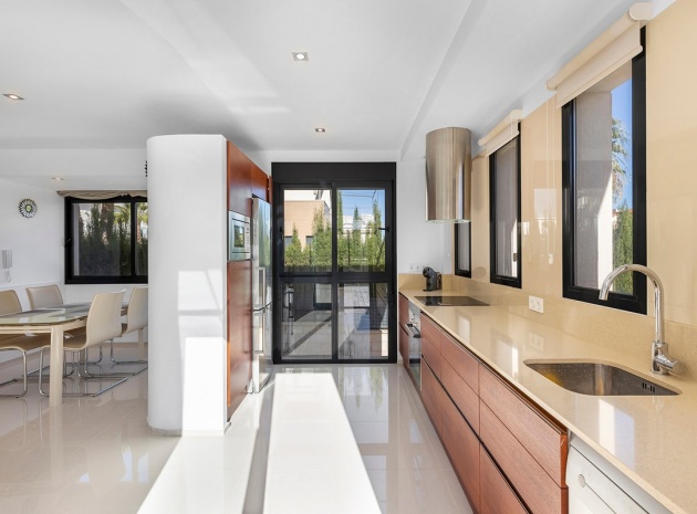 Återförsäljning - Villa - Orihuela - La Zenia