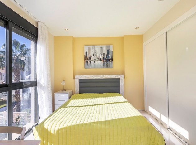 Återförsäljning - Villa - Orihuela - La Zenia