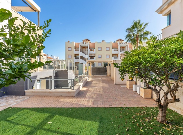 Återförsäljning - Villa - Orihuela - La Zenia