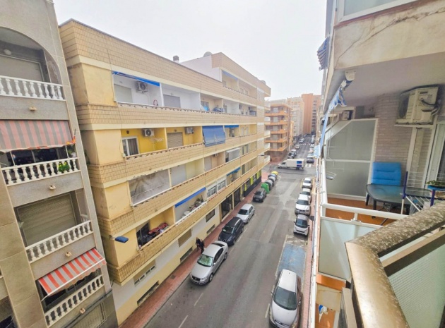 Wiederverkauf - Wohnung - Torrevieja - Torrevieja Centro