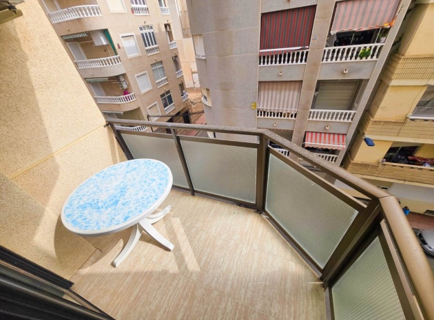 Wiederverkauf - Wohnung - Torrevieja - Torrevieja Centro