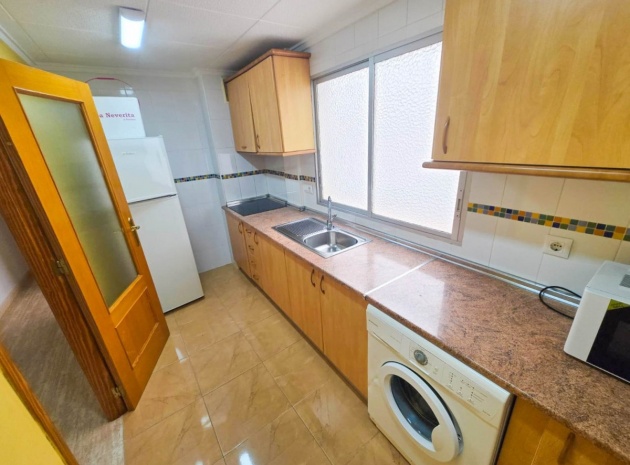 Wiederverkauf - Wohnung - Torrevieja - Torrevieja Centro