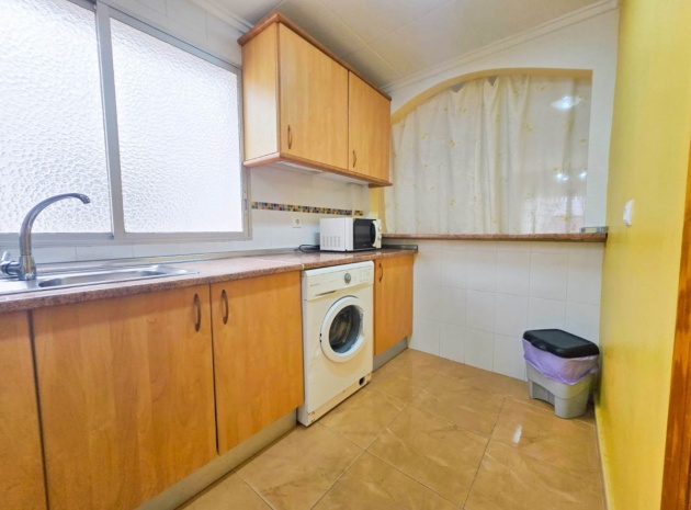 Wiederverkauf - Wohnung - Torrevieja - Torrevieja Centro