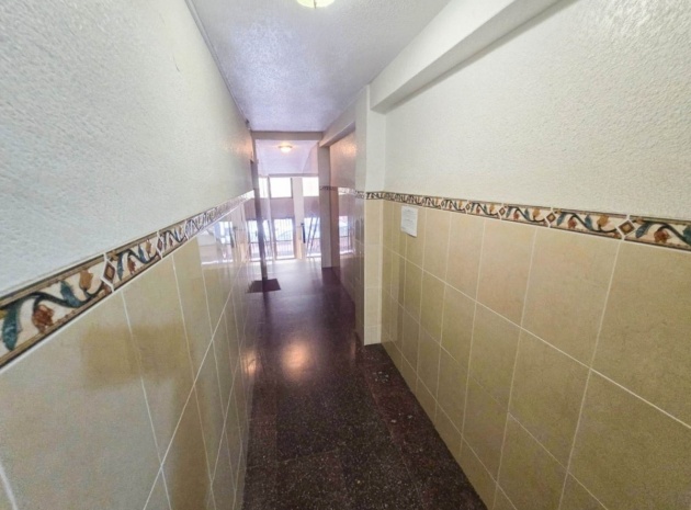 Wiederverkauf - Wohnung - Torrevieja - Torrevieja Centro