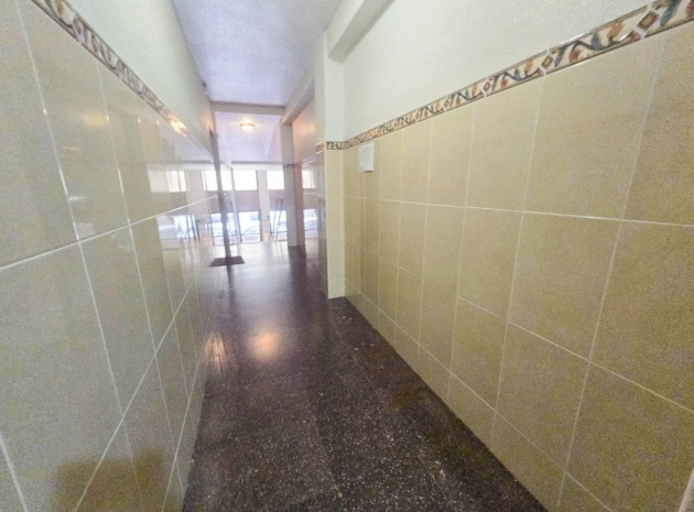 Wiederverkauf - Wohnung - Torrevieja - Torrevieja Centro
