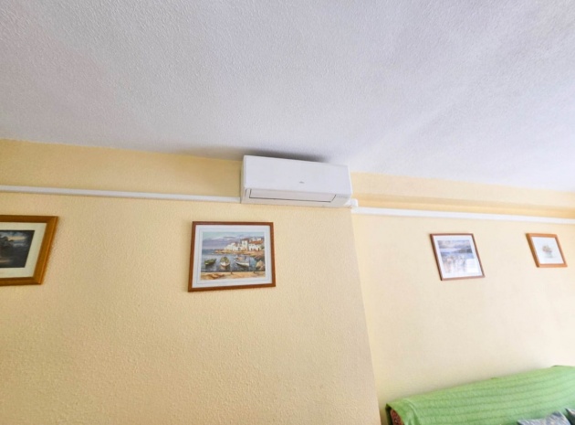 Wiederverkauf - Wohnung - Torrevieja - Torrevieja Centro