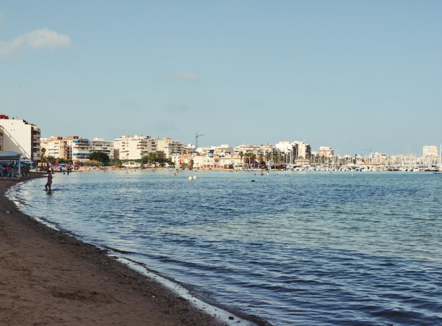 Resale - Apartment - Torrevieja - Torrevieja Centro