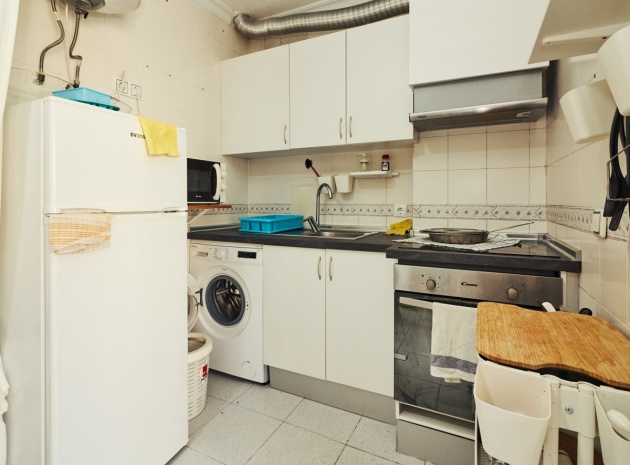 Resale - Apartment - Torrevieja - Torrevieja Centro