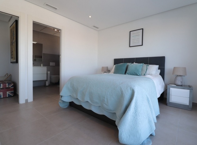 Återförsäljning - Villa - Rojales - Benimar