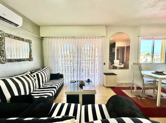 Wiederverkauf - Wohnung - Torrevieja - Torrevieja Centro
