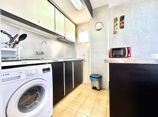 Wiederverkauf - Wohnung - Torrevieja - Torrevieja Centro