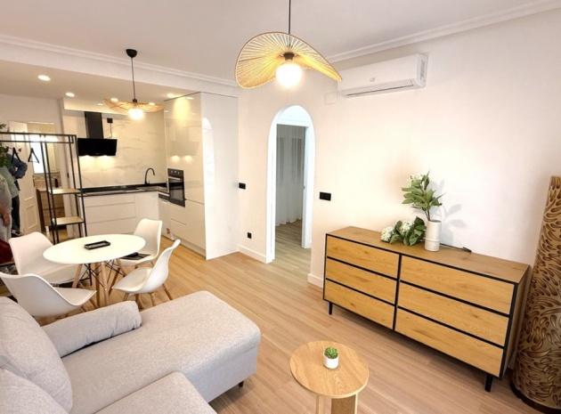 Wiederverkauf - Wohnung - Torrevieja - Torrevieja Centro