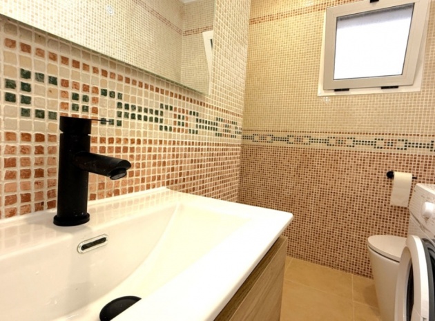 Wiederverkauf - Wohnung - Torrevieja - Torrevieja Centro