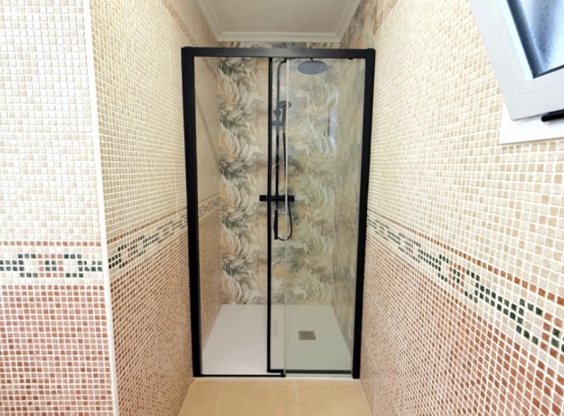 Wiederverkauf - Wohnung - Torrevieja - Torrevieja Centro