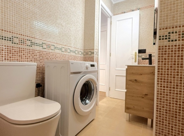 Wiederverkauf - Wohnung - Torrevieja - Torrevieja Centro