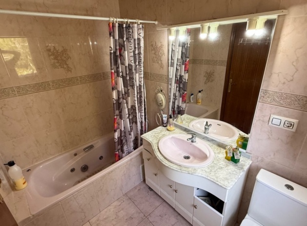 Återförsäljning - Villa - Orihuela - Orihuela Centro