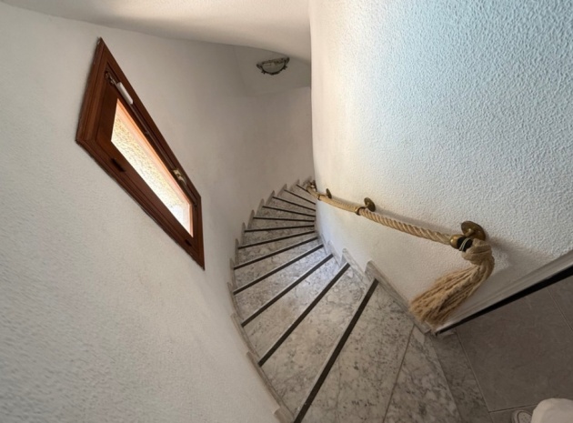 Återförsäljning - Villa - Orihuela - Orihuela Centro