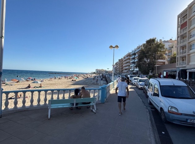 Wiederverkauf - Wohnung - Torrevieja - Torrevieja Centro