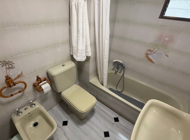 Wiederverkauf - Wohnung - Torrevieja - Torrevieja Centro