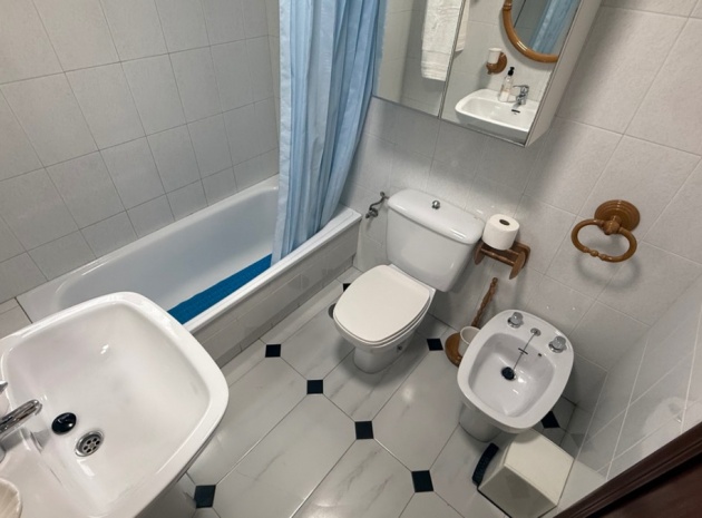 Wiederverkauf - Wohnung - Torrevieja - Torrevieja Centro