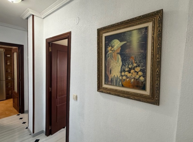 Wiederverkauf - Wohnung - Torrevieja - Torrevieja Centro