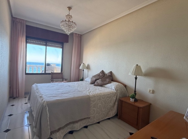 Wiederverkauf - Wohnung - Torrevieja - Torrevieja Centro