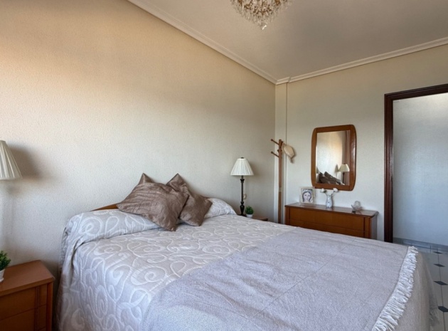 Wiederverkauf - Wohnung - Torrevieja - Torrevieja Centro