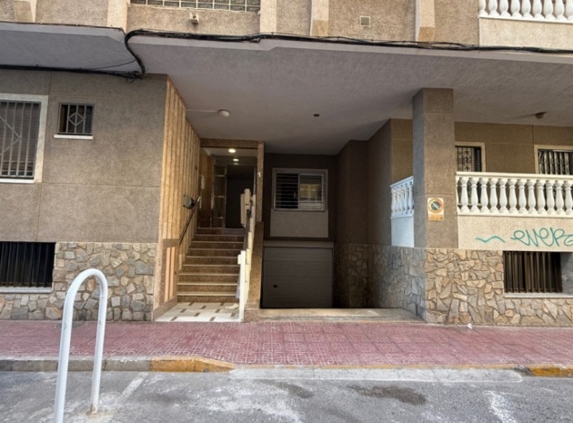 Wiederverkauf - Wohnung - Torrevieja - Torrevieja Centro