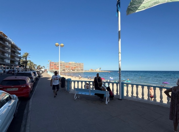 Wiederverkauf - Wohnung - Torrevieja - Torrevieja Centro