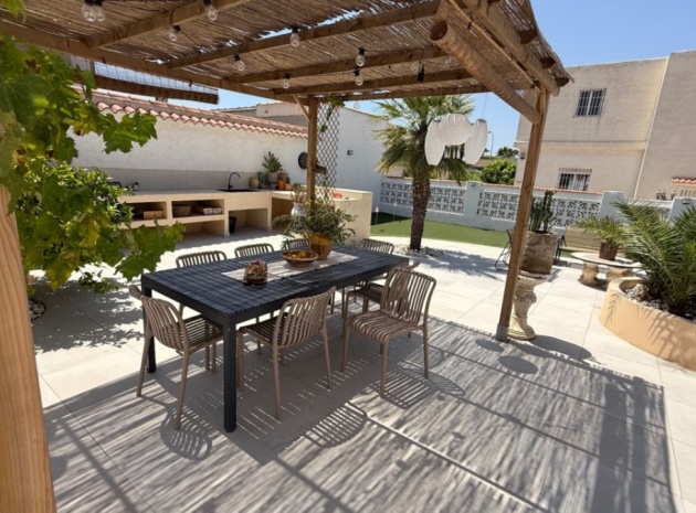 Wiederverkauf - Villa - Torrevieja - Torrevieja Centro