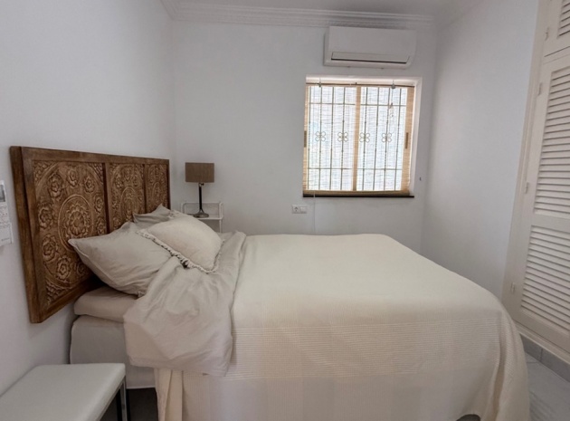 Wiederverkauf - Villa - Torrevieja - Torrevieja Centro