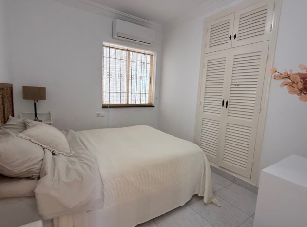 Wiederverkauf - Villa - Torrevieja - Torrevieja Centro