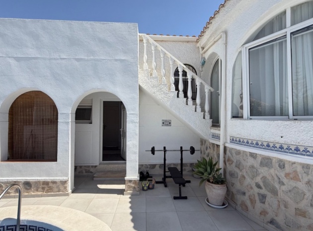 Wiederverkauf - Villa - Torrevieja - Torrevieja Centro