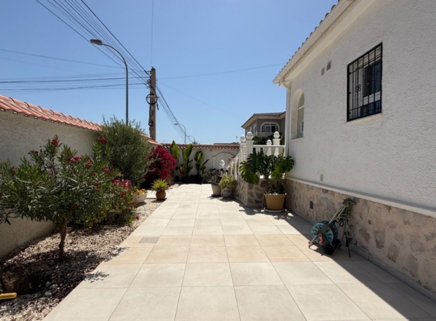 Wiederverkauf - Villa - Torrevieja - Torrevieja Centro