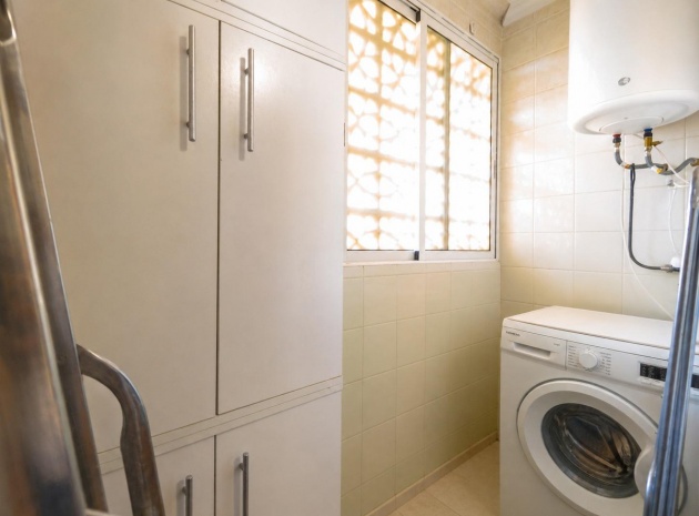 Wiederverkauf - Wohnung - Torrevieja - Torrevieja Centro